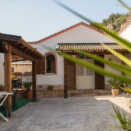 Baglio Scurati Home Holidays 쿠스토나치 외부 사진