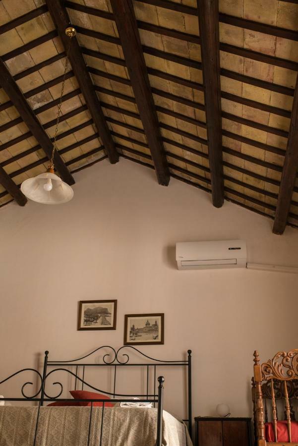 Baglio Scurati Home Holidays 쿠스토나치 외부 사진